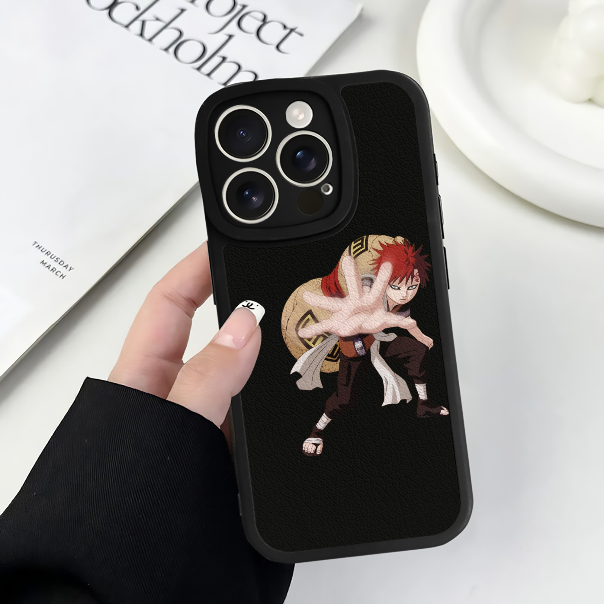 （画像用） NARUTO -ナルト- ガアラ Gaara 【iPhone 16シリーズ対応】シリコンスマホケース（レザー調） 材質：シリコン